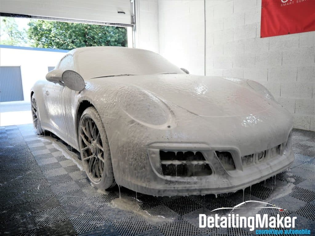 prélavage porsche 991 targa 4 gts