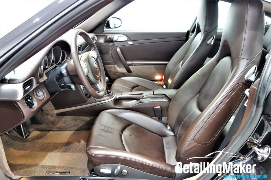 detailing intérieur Porsche
