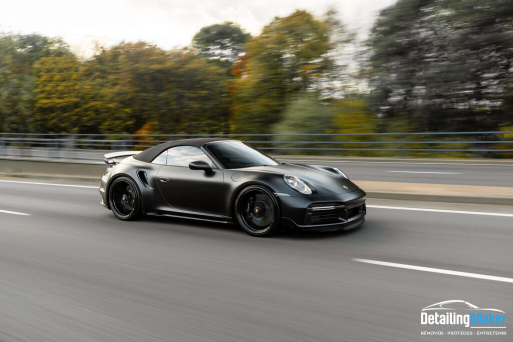 Covering noir mat Porsche Turbo