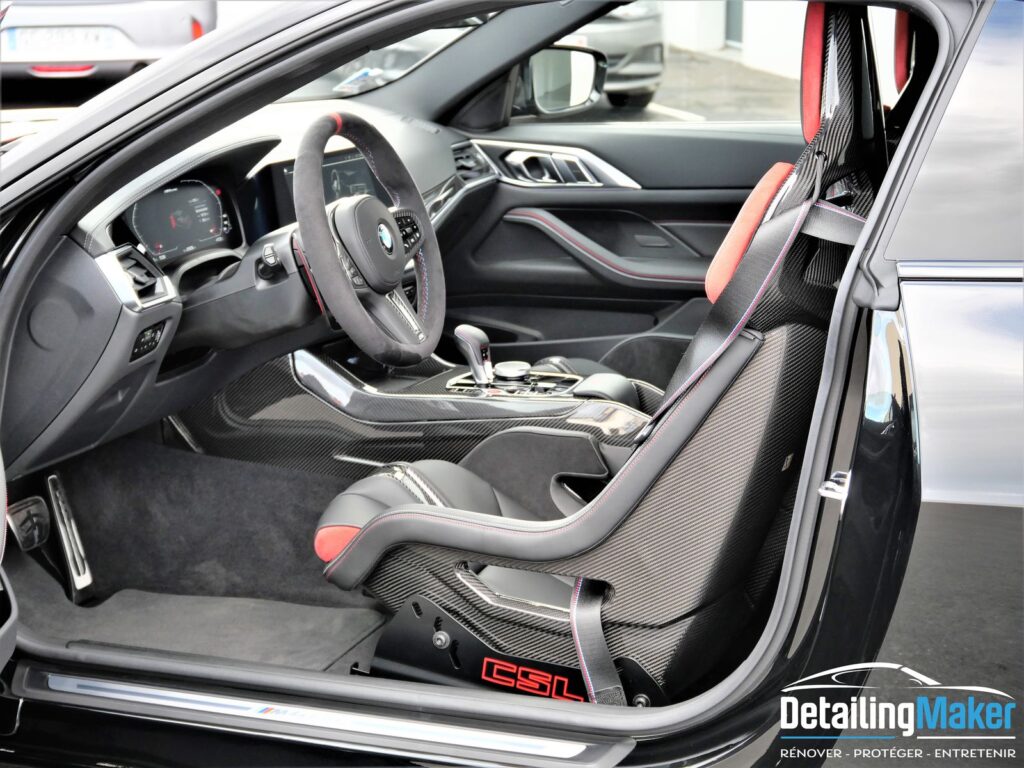 intérieur BMW M4 CSL