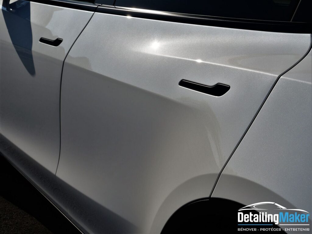 protection par film sur Model Y Tesla