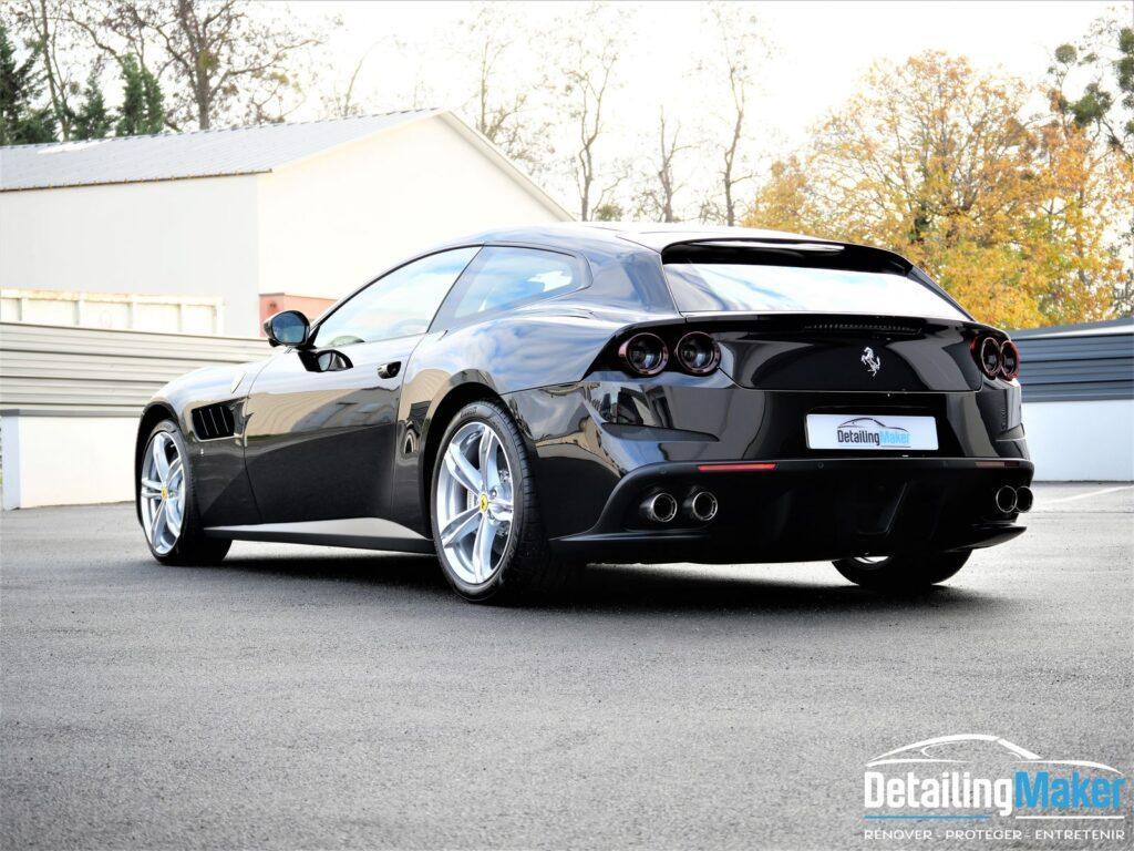 GT4C Lusso Ferrari