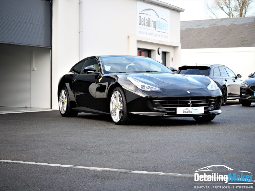 detailing Ferrari