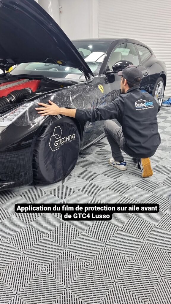 Application film protection carrosserie Ferrari